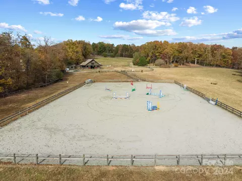 300 Luther Durham Rd, Tryon, NC 28782