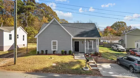2509 Moreland St, Charlotte, NC 28208