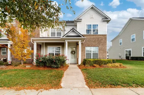 13323 Jacks Ln, Pineville, NC 28134