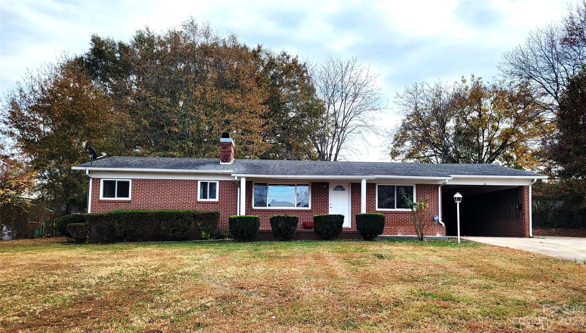 1617 1st Avenue Nw Ct NW  