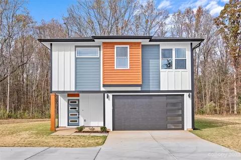 8921 Harrisburg Rd, Charlotte, NC 28215