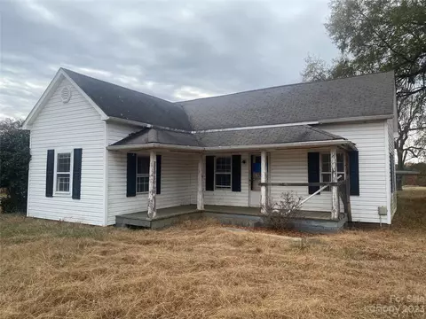 6805 Holly Hawk Ct, Vale, NC 28168