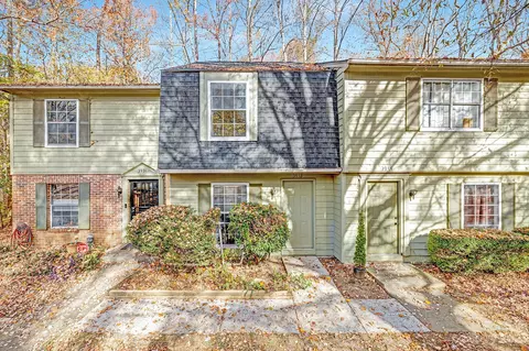 3933 Briarhill Dr, Charlotte, NC 28215