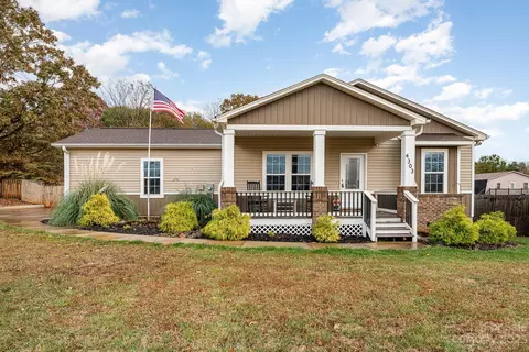 4303 Slanting Bridge Rd, Sherrills Ford, NC 28673