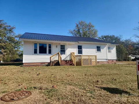 501 S Sycamore St, Pageland, SC 29728