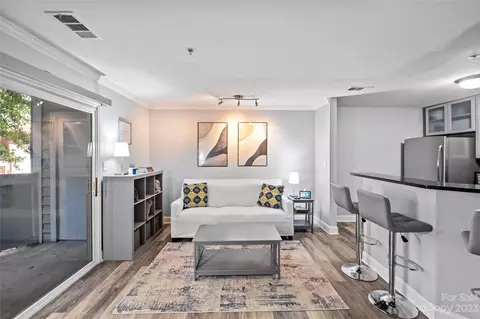 505 N Graham 1f St #1F, Charlotte, NC 28202