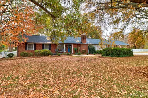 119 Safriet Loop, Statesville, NC 28625