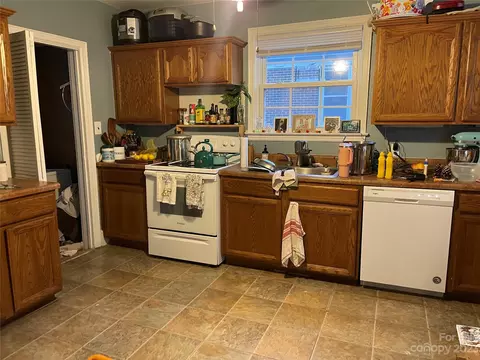 1051 Pine St, Chester, SC 29706 photo 8