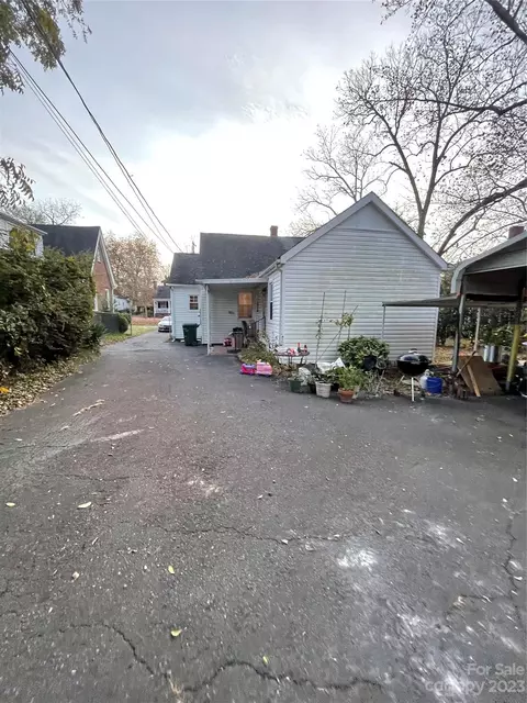 1051 Pine St, Chester, SC 29706 photo 5