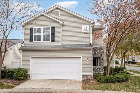 9349 Meadowmont View Dr, Charlotte, NC 28269
