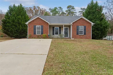 1049 Prince Ln, Rock Hill, SC 29730