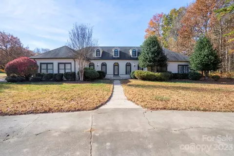 500 NW Channing Cir, Concord, NC 28027