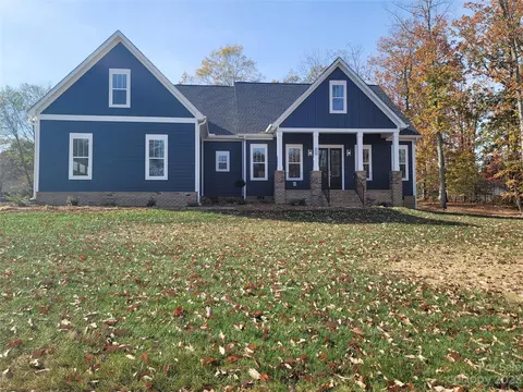 1216 Sage Pine 11 Cir #11, Clover, SC 29710