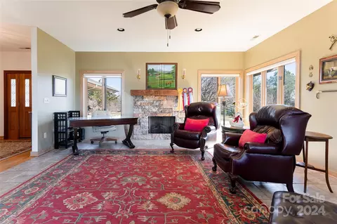 Living - 401 Over Hill 7 10 Dr #7 & 10, Tryon, NC 28782 photo 2 of 3