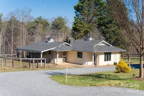 Exterior - 401 Over Hill 7 10 Dr #7 & 10, Tryon, NC 28782 photo 2 of 22
