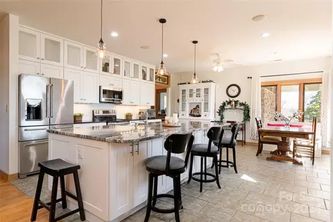 Kitchen - 401 Over Hill 7 10 Dr #7 & 10, Tryon, NC 28782 photo 2 of 2