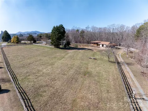 Exterior - 401 Over Hill 7 10 Dr #7 & 10, Tryon, NC 28782 photo 19 of 22