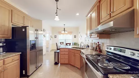 201 Vineyard Dr, Monroe, NC 28110 photo 9