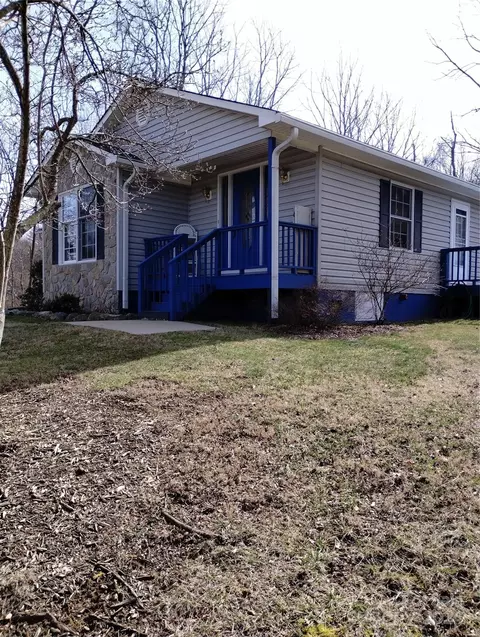 Exterior - 79 Mitchell St, Canton, NC 28716 photo 14 of 16
