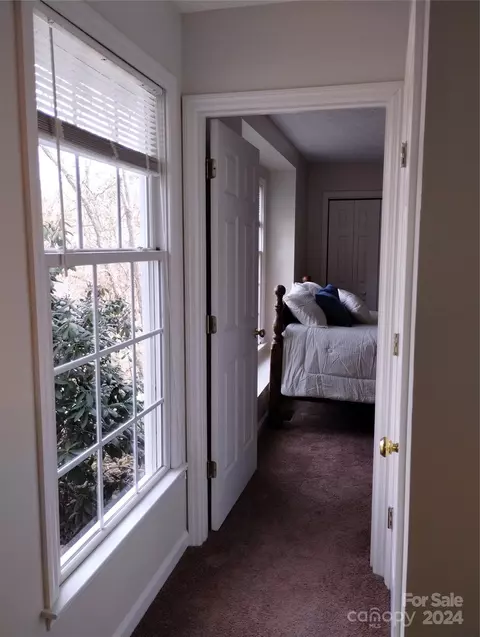 Entry Way - 79 Mitchell St, Canton, NC 28716 photo 2 of 3