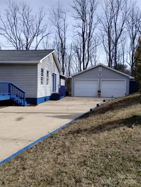 Exterior - 79 Mitchell St, Canton, NC 28716 photo 10 of 16