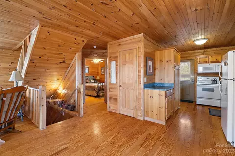 2935 Buck Mountain Rd, Purlear, NC 28665 photo 19