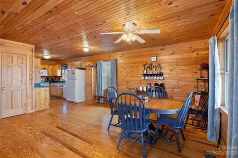 2935 Buck Mountain Rd, Purlear, NC 28665 photo 17