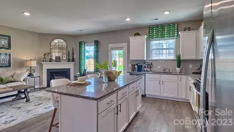 94 Lance Forest Rd, Fletcher, NC 28732 photo 7