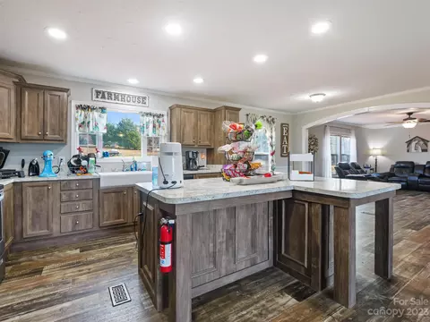 246 James Monroe Trl, Bostic, NC 28018 photo 9