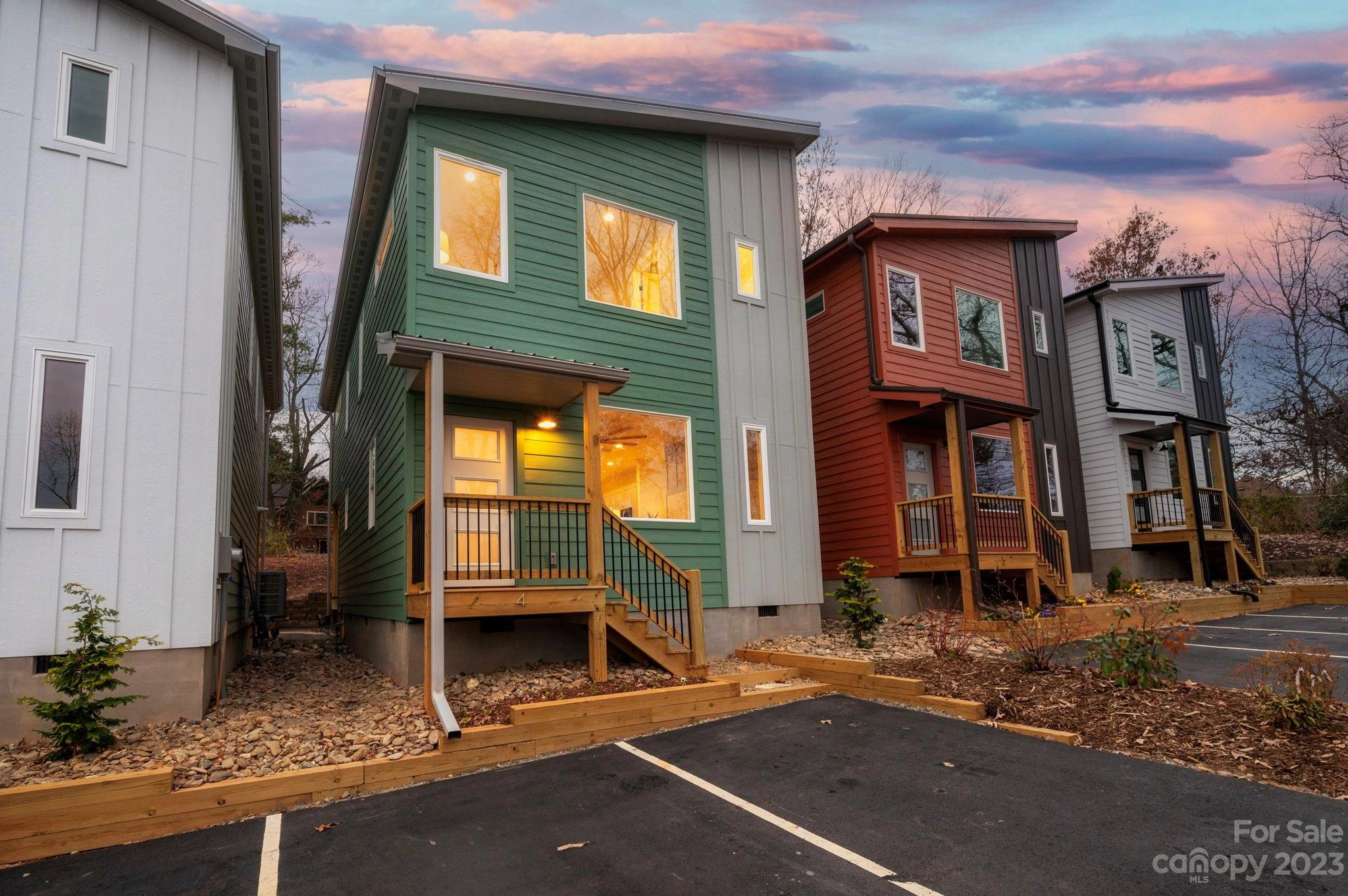 259 Waynesville 4 Ave Unit 4  