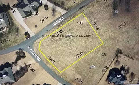 3735 Cornwell Dr, Morganton, NC 28655 photo 2