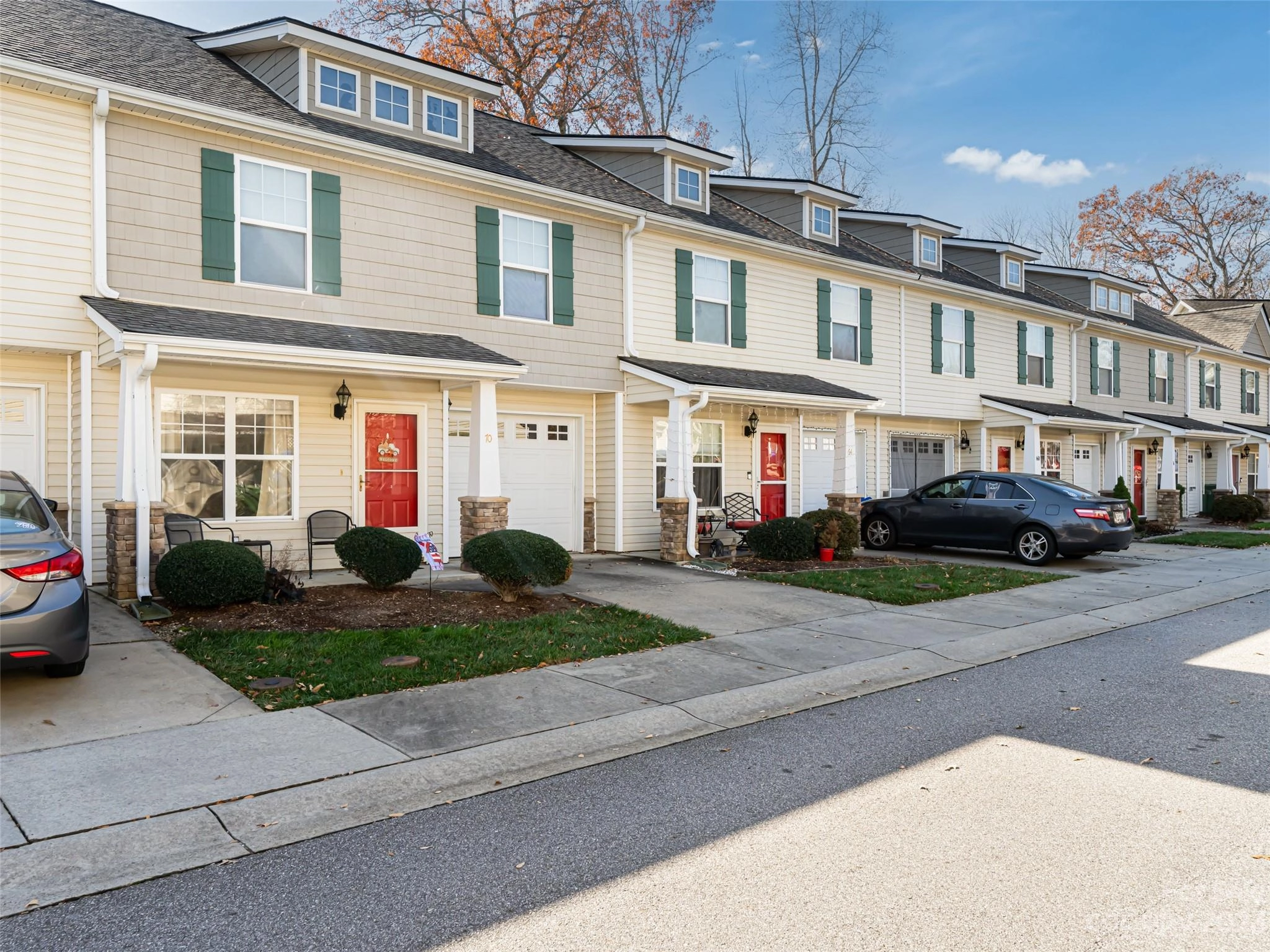 70 Old Salem 27 Ct Unit 27