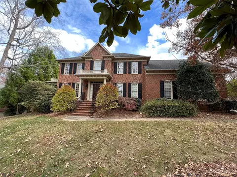1245 Weymouth Ln, Charlotte, NC 28270
