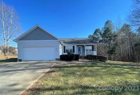 1197 Glenbriar Ct, Woodleaf, NC 27054