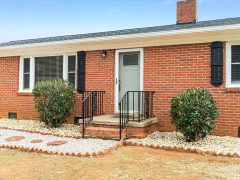 158 Baxter Rd, Cherryville, NC 28021
