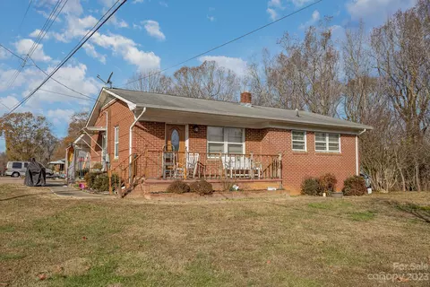 843 Lincoln Dr, Shelby, NC 28152