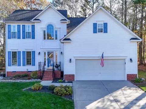 648 Sunset Point Dr, Rock Hill, SC 29732