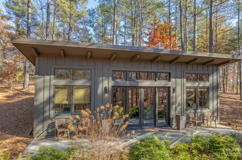 141 Herbert Page Rd, Tryon, NC 28782
