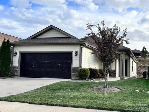 4887 Looking Glass Trl, Denver, NC 28037