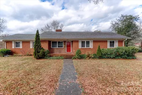 4901 Tewkesbury Rd, Charlotte, NC 28269