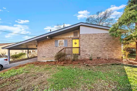 2005 Bainbridge St, Gastonia, NC 28052