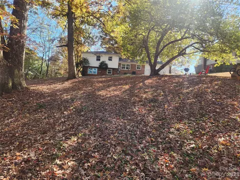 405 Logan Ct, King, NC 27021 photo 11