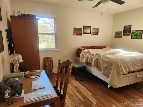 405 Logan Ct, King, NC 27021 photo 7