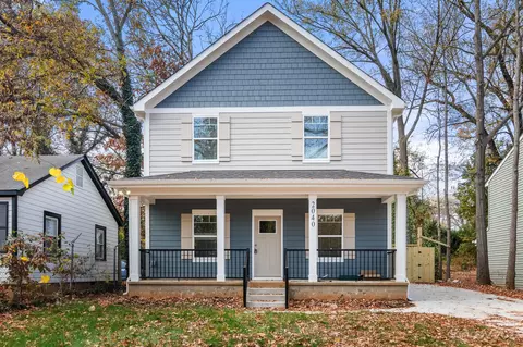 2040 Camp Greene St, Charlotte, NC 28208