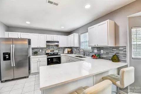 4403 Mariannes Ridge Rd, Charlotte, NC 28273