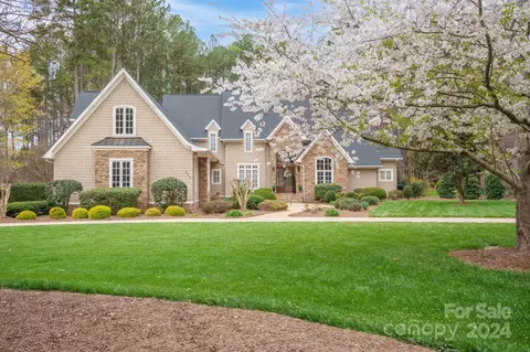 239 W Glenview Dr, Salisbury, NC 28147
