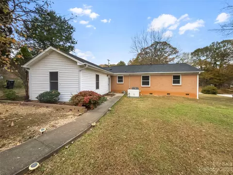 126 Valleydale Dr, Gastonia, NC 28056