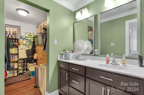 Bath - 738 Sinclair Dr, Monroe, NC 28112 photo 4 of 4