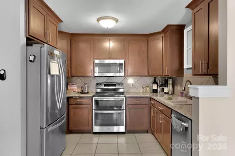 Kitchen - 738 Sinclair Dr, Monroe, NC 28112 photo 1 of 5