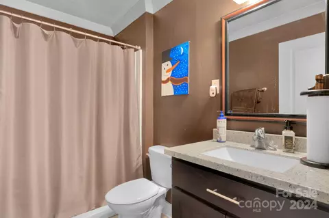Bath - 738 Sinclair Dr, Monroe, NC 28112 photo 1 of 4